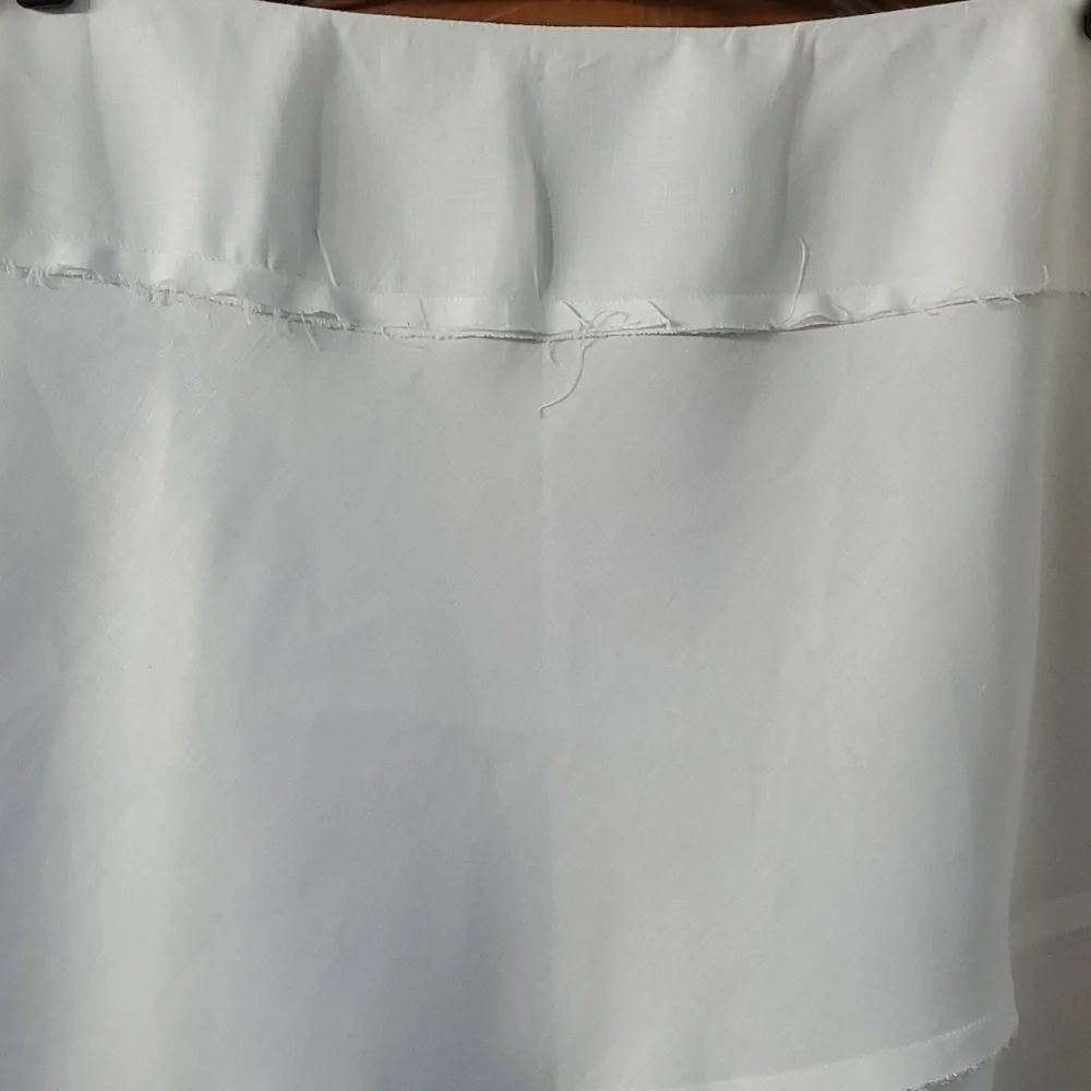 Linen skirt, great for minamalist capsule wardrobe. Size 14, complete lined. - Picture 2 of 7